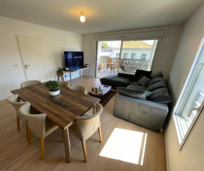 Large apartment with terrace and parking